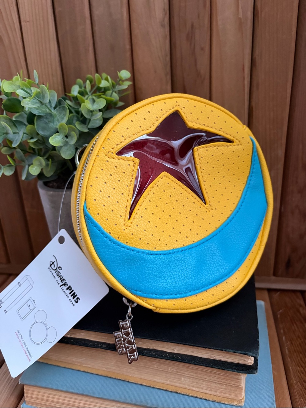 Disney Pixar Luxo Ball Pin Trader Gear Coin Pouch Holder NWT